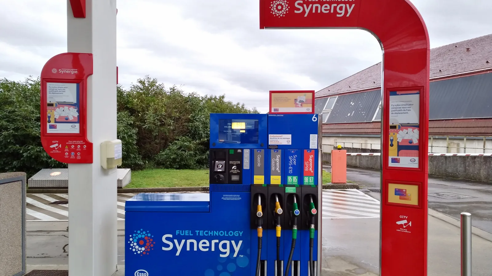 Aides carburant : le gouvernement fera le point fin août
